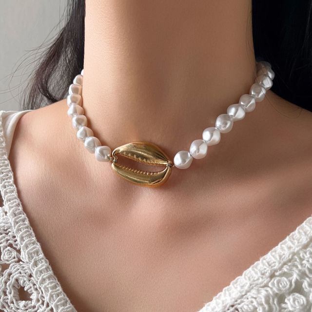 Jewelry Trends 2022: Style These Gorgeous Pieces This Season! 7 roejewels Jewelry Trends 2022: Style These Gorgeous Pieces This Season!