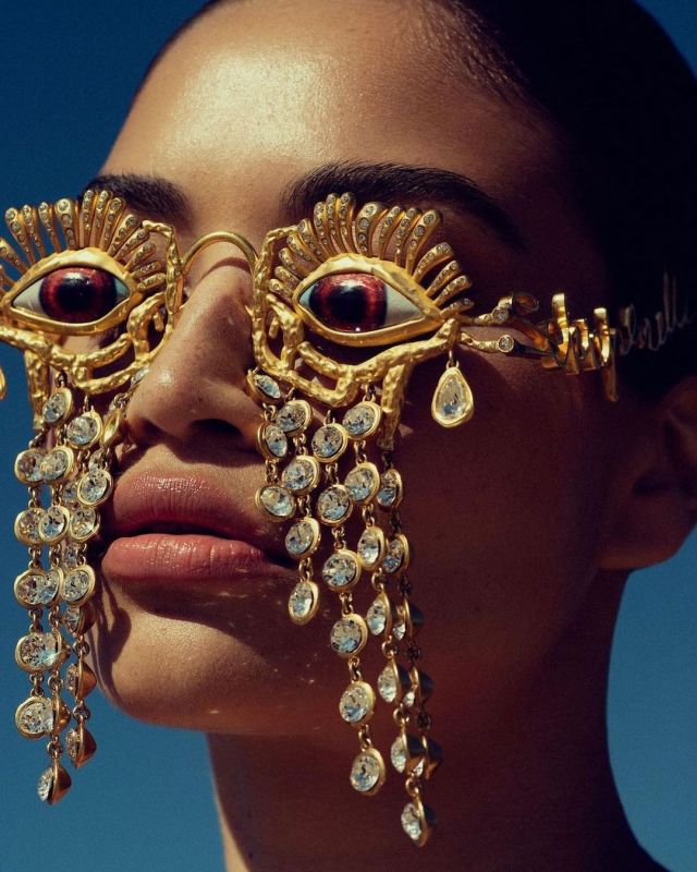 Jewelry Trends 2022: Style These Gorgeous Pieces This Season! 15 schiaparelli 1 Jewelry Trends 2022: Style These Gorgeous Pieces This Season!