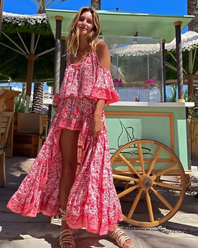 How to Wear Maxi Dresses: Versatile Outfits for Every Occasion 34 High-lows and midis