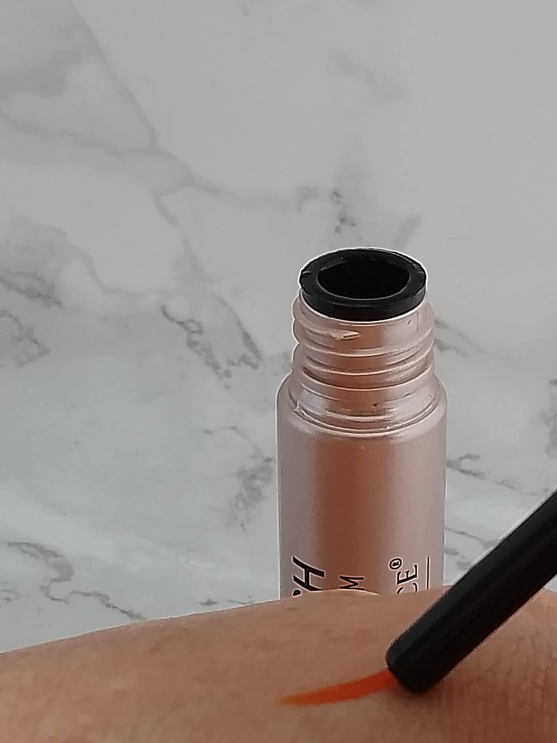 bio-balance-lash-serum-texture