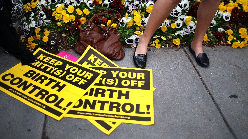 Biden officials remind insurers they must cover birth control for free Biden officials remind insurers they must cover birth control for free