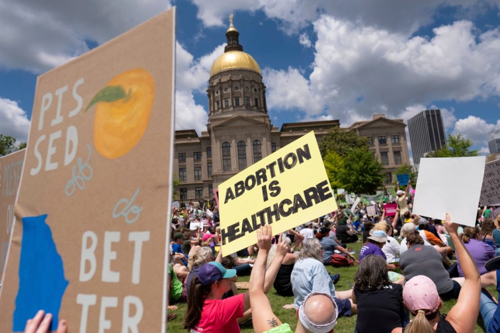Court ruling paves way for Georgia’s six-week abortion ban to take effect Court ruling paves way for Georgia’s six-week abortion ban to take effect