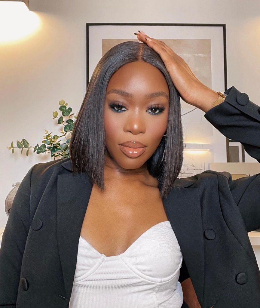 How to Install a Bob Hair With a Clean Hairline and Clear Lace How to Install a Bob Hair With a Clean Hairline and Clear Lace
