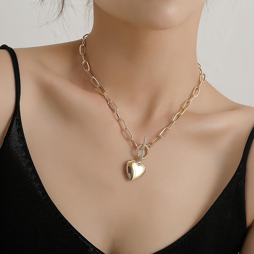 Is Heart-Shaped Jewelry Fashionable? An Ultimate Guide – Her Style Code Is Heart-Shaped Jewelry Fashionable? An Ultimate Guide – Her Style Code