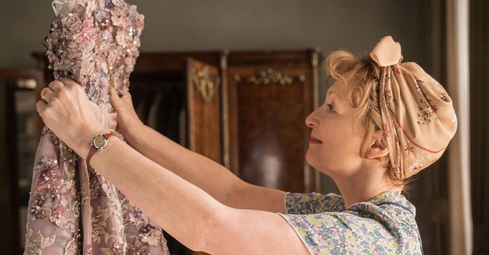 Mrs. Harris Goes to Paris Is a Sartorial Feast for the Eyes Mrs. Harris Goes to Paris Is a Sartorial Feast for the Eyes