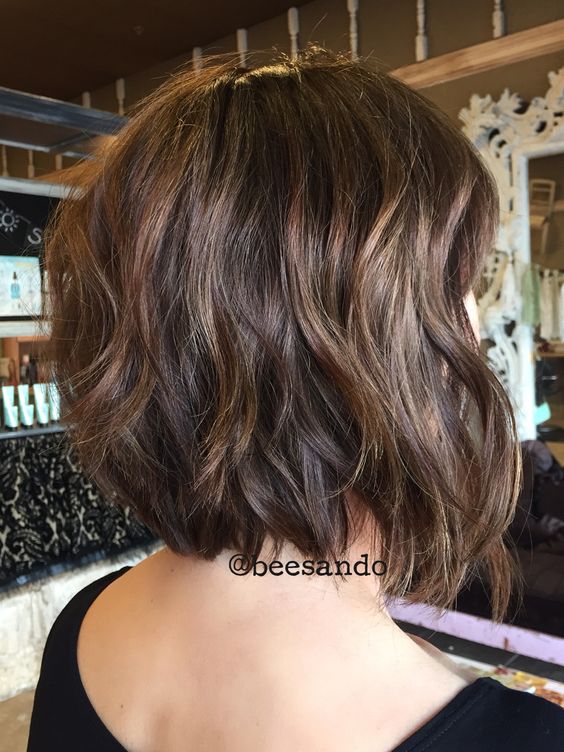 40 Best Short Hairstyles For Thick Hair 2022 - Short Haircuts For Thick