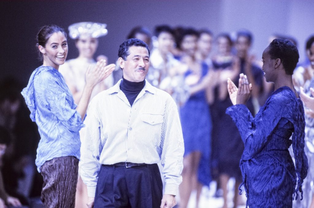 Iconic Fashion Designer Issey Miyake Has Died at Age 84 Iconic Fashion Designer Issey Miyake Has Died at Age 84