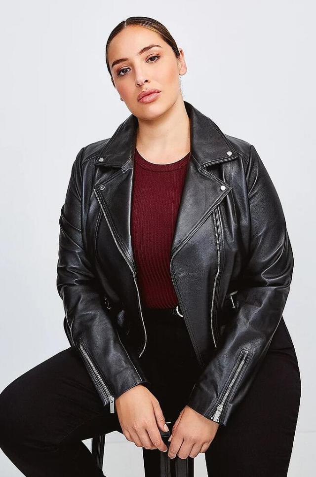 5 Stylish Plus Size Fall Outfits for Curvy Girls 4 Black Plus-Size Leather Jacket