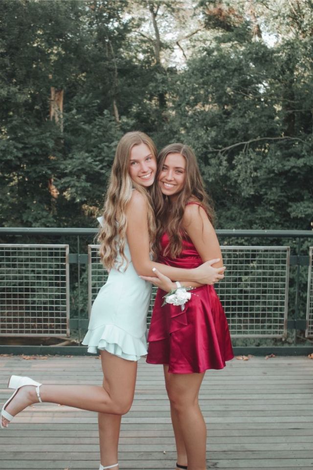 How To Choose The Perfect Homecoming Dress 7 Homecoming girls