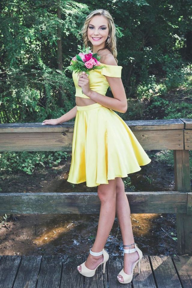 How To Choose The Perfect Homecoming Dress 40 yellow Homecoming Dress