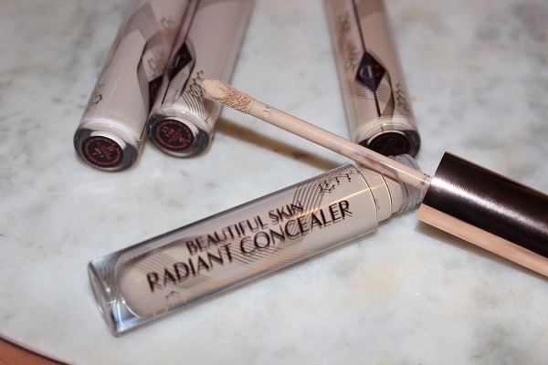 Charlotte Tilbury Beautiful Skin Radiant Concealer Review & Swatches 5 Charlotte Tilbury Beautiful Skin Concealer Applicator