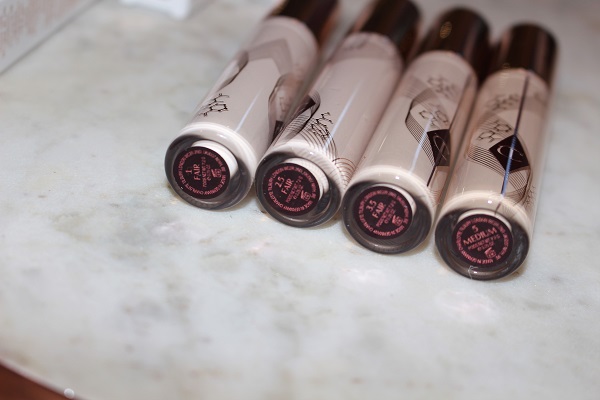 Charlotte Tilbury Beautiful Skin Radiant Concealer Review & Swatches 6 Charlotte Tilbury Beautiful Skin Concealer - Fair Shades 1, 2.5, 3.5, Medium 5