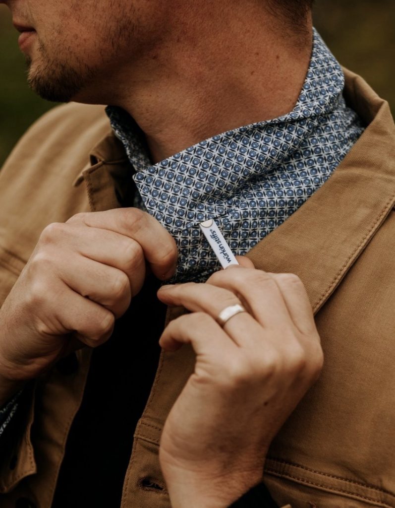 8 Of The Best Collar Stays To Help Your Shirts Looking Sharp (2022 Edition) | FashionBeans 8 Of The Best Collar Stays To Help Your Shirts Looking Sharp (2022 Edition) | FashionBeans