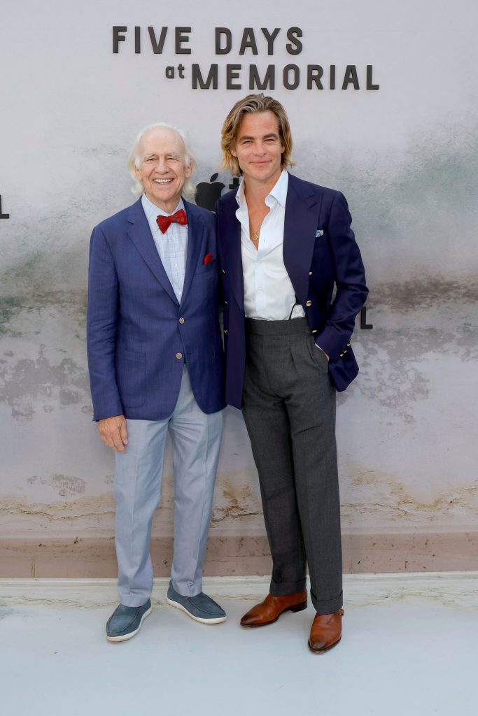 Chris Pine and His Dad Robert Pine Prove the Menswear Apple Doesn’t Fall Far From the (Pine) Tree Chris Pine and His Dad Robert Pine Prove the Menswear Apple Doesn’t Fall Far From the (Pine) Tree