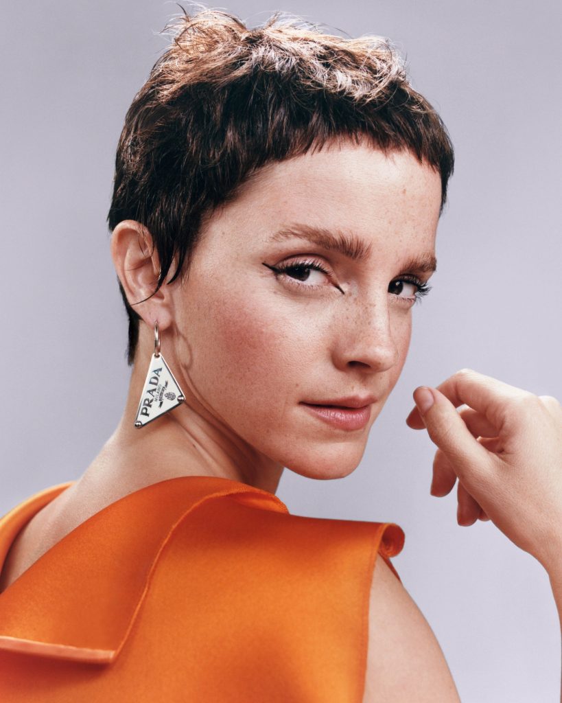 Emma Watson Got a Modern Version of Her Iconic 2010 Pixie Cut Emma Watson Got a Modern Version of Her Iconic 2010 Pixie Cut