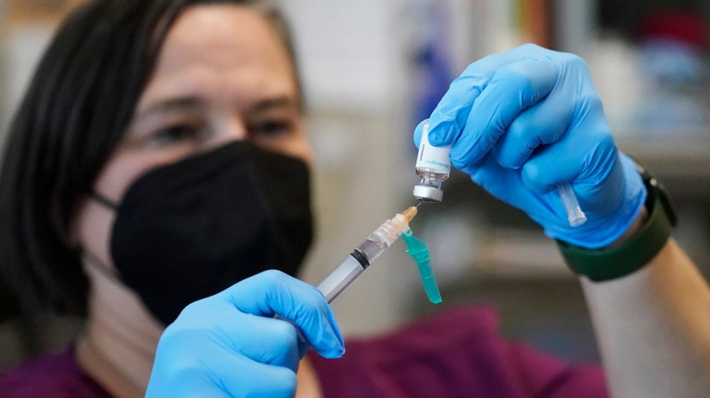 US moves to stretch limited monkeypox vaccine supply US moves to stretch limited monkeypox vaccine supply