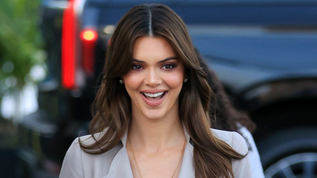 Kendall Jenner’s Cowboy Boot Tattoo Is So Tiny, You Have to Squint to See It Kendall Jenner’s Cowboy Boot Tattoo Is So Tiny, You Have to Squint to See It