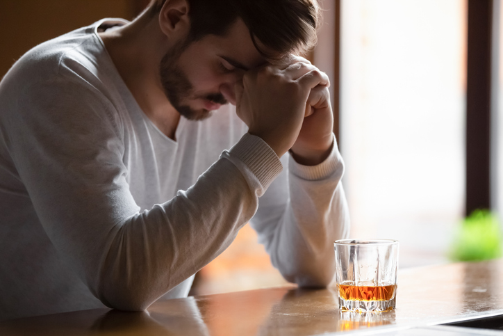 Report: 14% of physicians drinking, using controlled substances on the job – MedCity News Report: 14% of physicians drinking, using controlled substances on the job – MedCity News