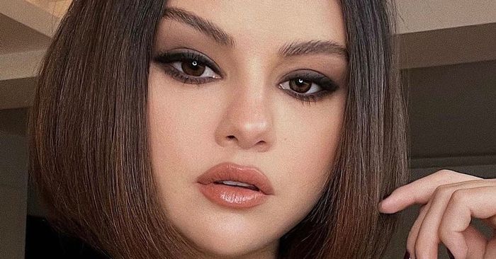 These Dark-Hair Inspo Pics Scream Fall, and I’ve Been Saving Them All Summer These Dark-Hair Inspo Pics Scream Fall, and I’ve Been Saving Them All Summer