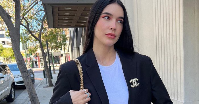 This Trendy Bag Color Is Suddenly All Over the Internet This Trendy Bag Color Is Suddenly All Over the Internet