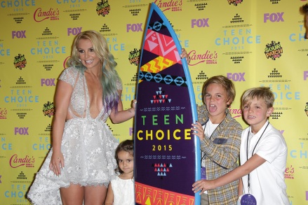 Britney Spears with kids Teen Choice Awards, Press Room, Los Angeles, America - 16 Aug 2015
