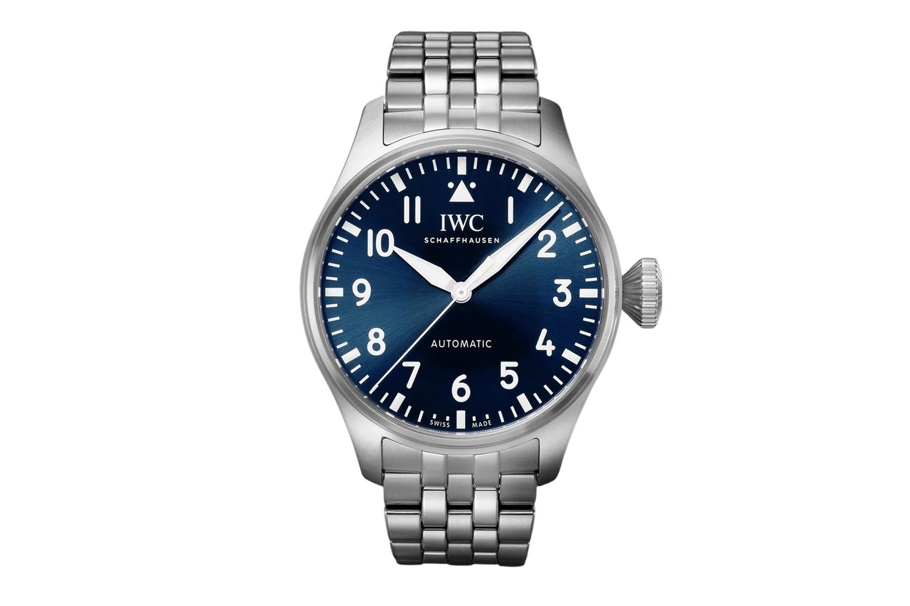 Image may contain: Wristwatch